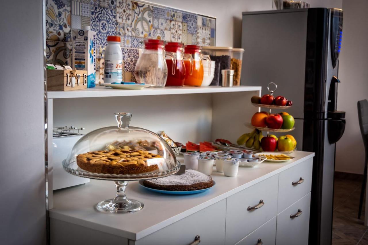 Le Colonne Bed & Breakfast Ракале Екстериор снимка