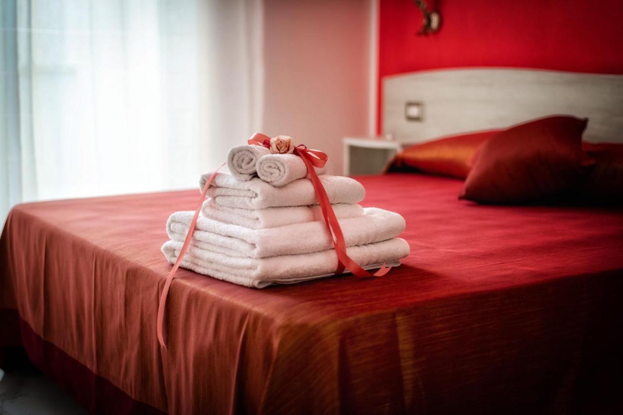 Le Colonne Bed & Breakfast Ракале Екстериор снимка