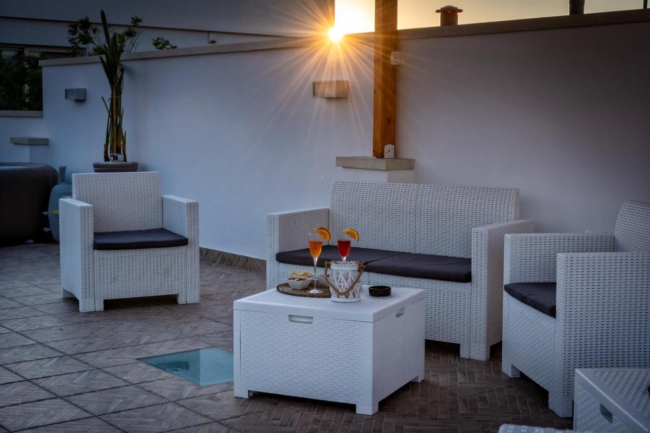 Le Colonne Bed & Breakfast Ракале Екстериор снимка